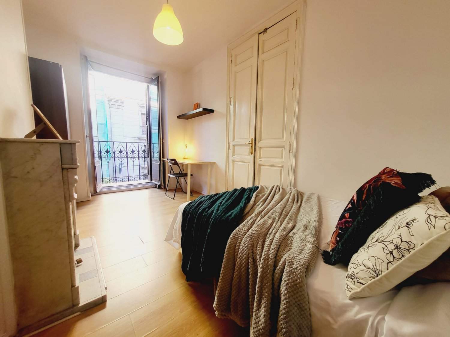Habitacion en piso compartido en Madrid - PMA8