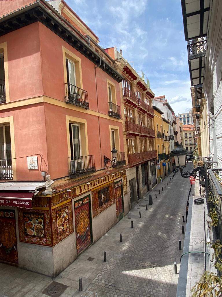 Habitaciones en piso compartido en Madrid - ANA7